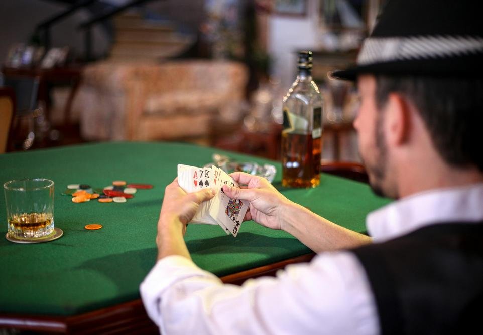 https://goldbet-casinos.com